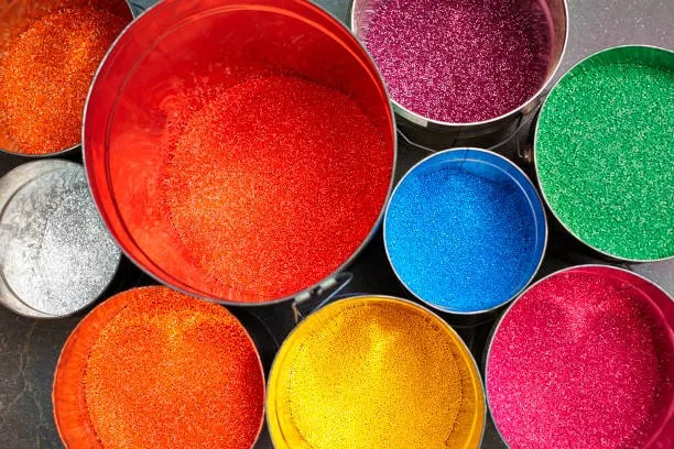 Farbige Granulate als Mahlgut für Feinmahlung und Nasszerkleinerung
